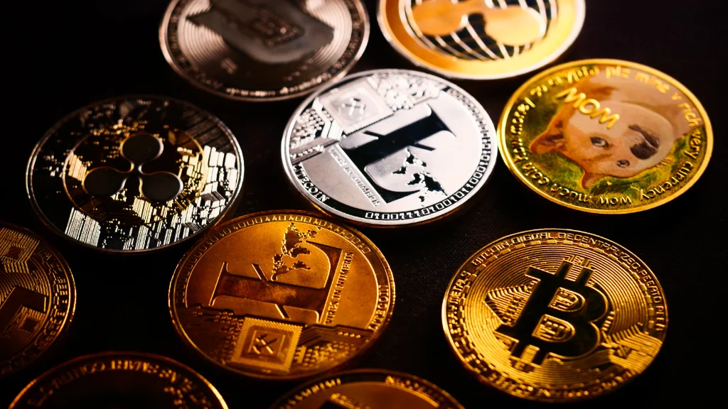 Bitcoin slips as Fed chair speculation weighs on risk assets