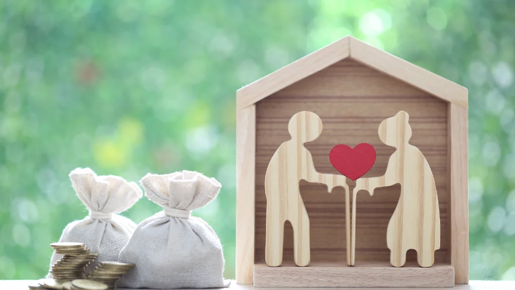 Selling Mutual Funds vs Taking a Loan Against Them: Investor Dilemma Explained