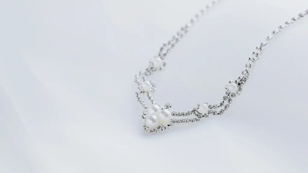 Silver prices firm in Bangalore at ₹300 per gram amid recent rally