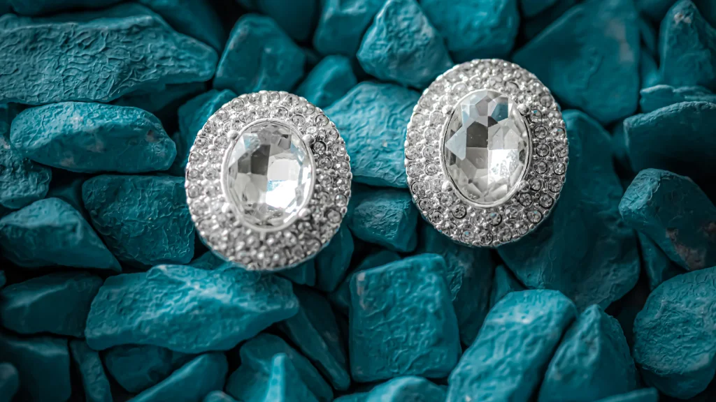 Silver Prices in Hyderabad Today: ₹300 Per Gram