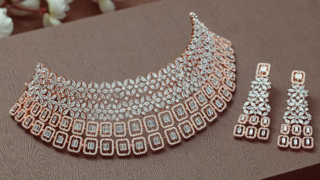 Silver prices in Mumbai remain muted at ₹275 per gram