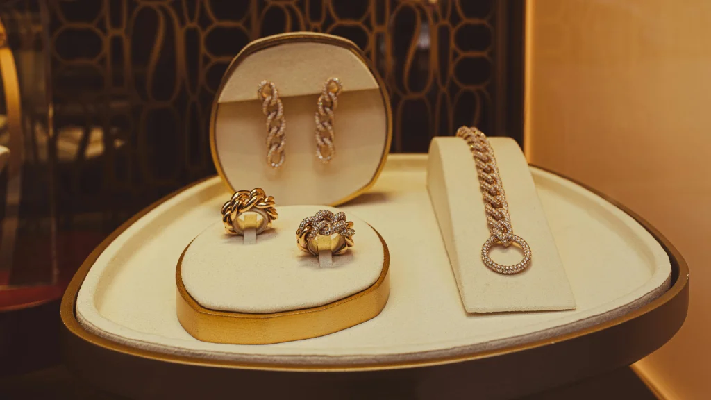 Gold prices in Bengaluru stay firm amid steady domestic demand